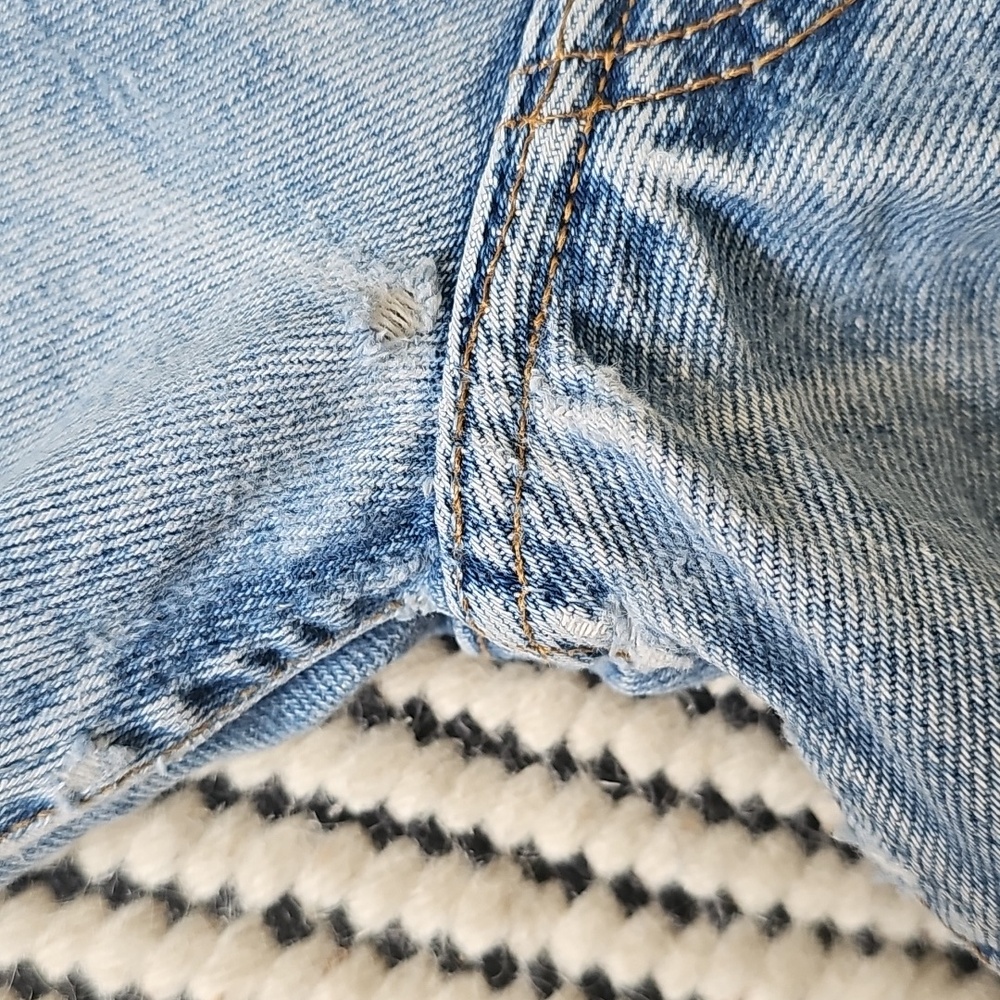 Levi’s 501 Jeans W31 L32 Light Wash Straight Leg Y2K Vintage Style - Picture 5 of 8